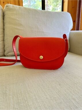 Lindquist Object Po in Persimmon w *EXTENDED STRAP*